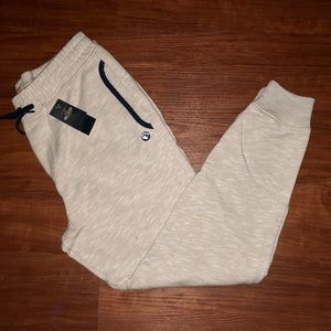 ✖️SOLD✖️ NWT - Hollister The Hollister Jogger Pant